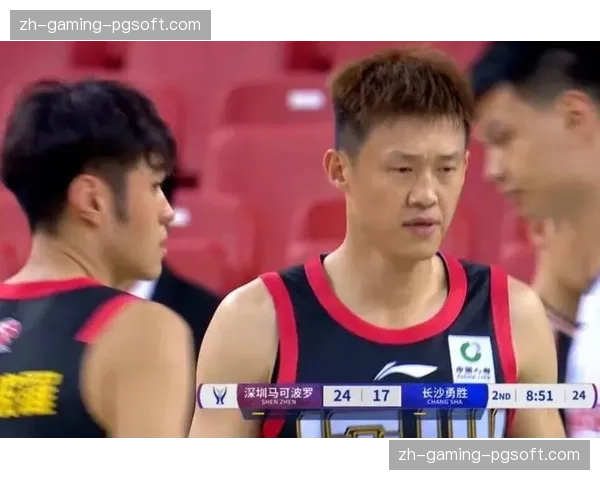 深圳男篮大胜新疆32分 王浩然22分奇兵表现助队保留希望 深圳男篮大胜新疆32分 王浩然22分奇兵表现助队保留希望